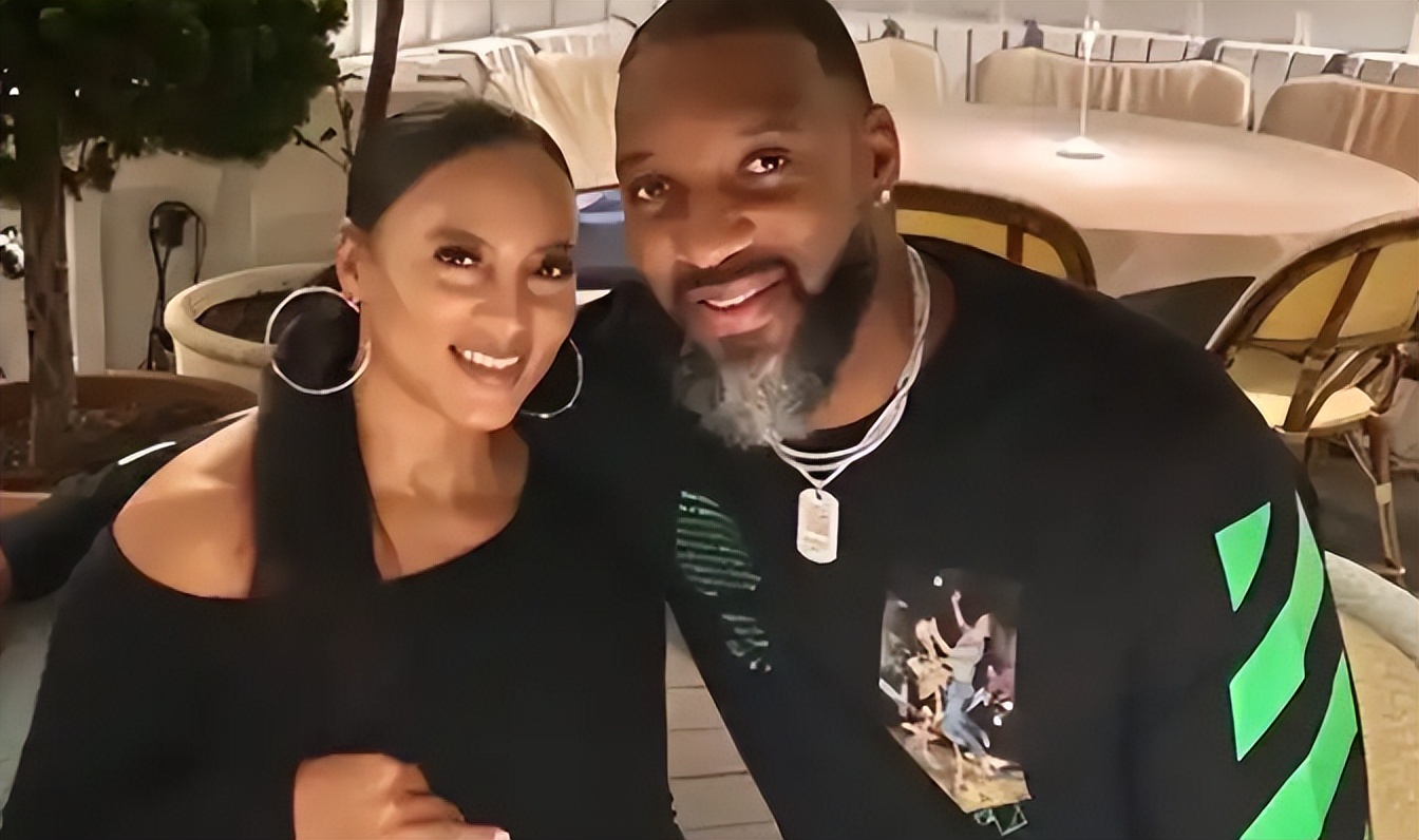 丘索维金娜,岁再夺冠,人民日报公,皇冠体育app下载,皇冠体育官网,澳门皇冠体育,bet皇冠体育在线